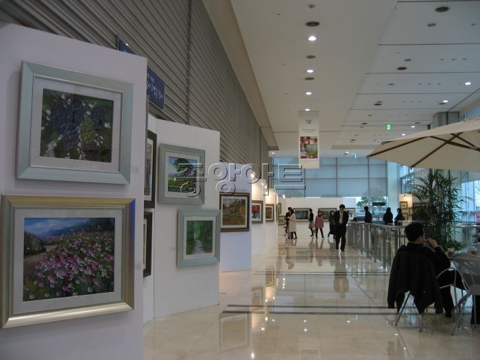 협회 나눔전.JPG